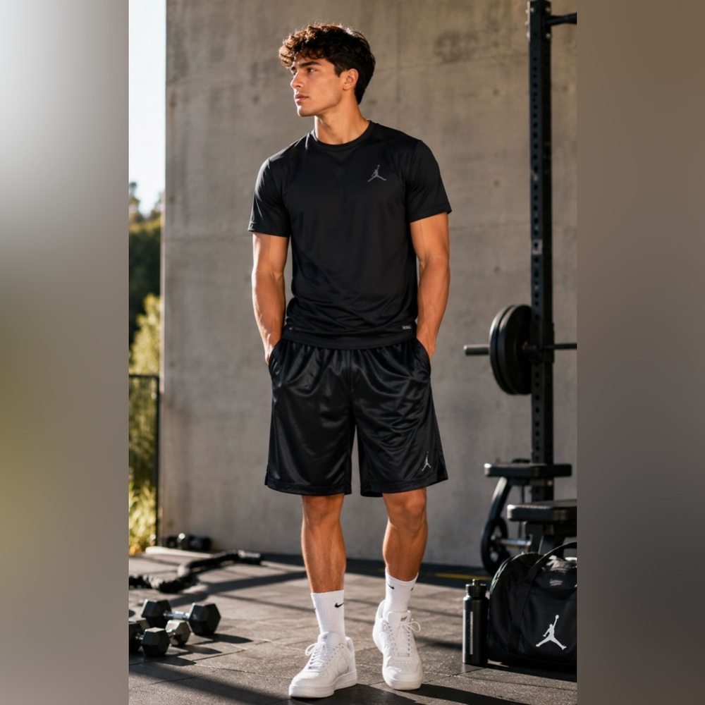 🖤 Vintage-style Jordan athletic shorts in classic black 🖤